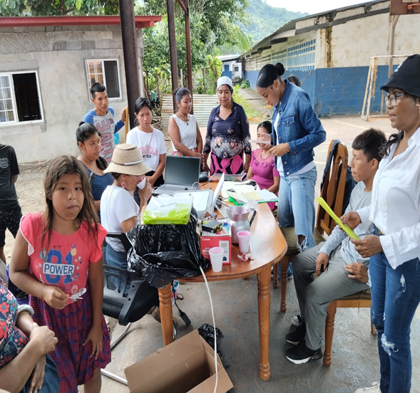 Sábado Consular en Puerto Piñas, en el marco del día del Colombiano Migrante en el Exterior